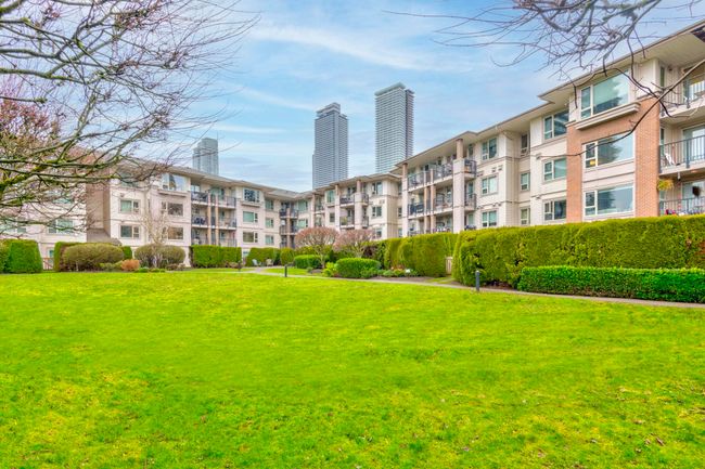 305 - 4728 Dawson St, Condo with 2 bedrooms, 2 bathrooms and 1 parking in Burnaby BC | Image 27