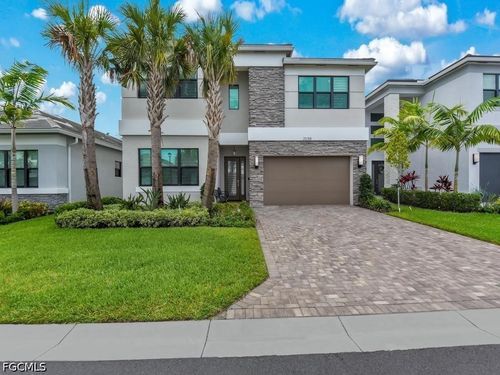 20318 Fair Oak Ln, ESTERO, FL, 33928-4068 | Card Image