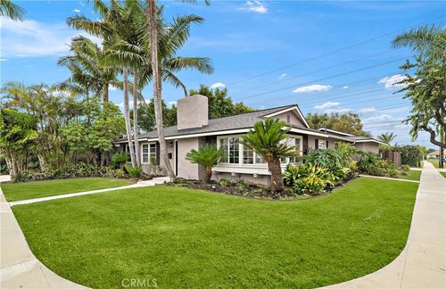 17327 Santa Lucia St, Fountain Valley, CA, 92708-3117 | Card Image