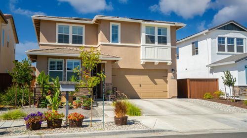 1570 Mcclure St, Woodland, CA, 95776-5629 | Card Image