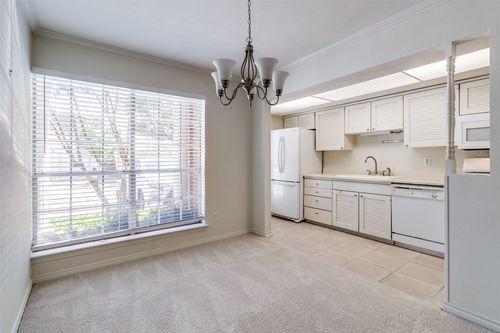 apt-1131-5833 Copperwood Ln, Dallas, TX, 75248-3512 | Card Image