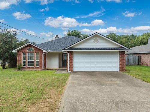 101 Merri Ln, Whitehouse, TX, 75791-3604 | Card Image