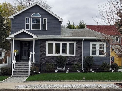 50 Lawrence Rd, Medford, MA, 02155-2532 | Card Image