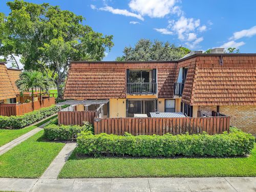 1821 18th Ln, Greenacres, FL, 33463-4362 | Card Image