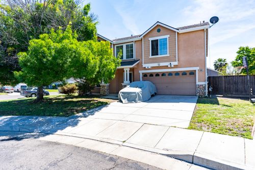 661 Sandhill Crane Drive, Los Banos, CA, 93635 | Card Image