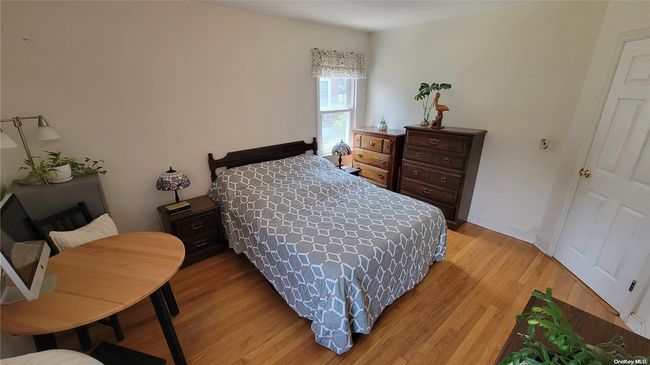 34 Evergreen Ln, House other with 4 bedrooms, 1 bathrooms and null parking in New Hyde Park NY | Image 17