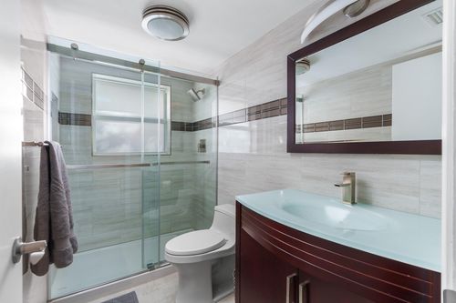 25-2015 Ne 32nd Ct, Lighthouse Point, FL, 33064-7600 | Card Image