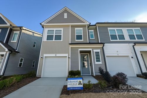 9044 Widden Way, Charlotte, NC, 28269-4929 | Card Image