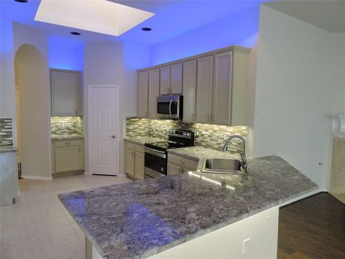 2045 Knights Ct, Allen, TX, 75013-2926 | Card Image