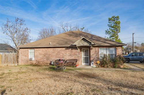 901 N Hodge Street, Sapulpa, OK, 74066 | Card Image