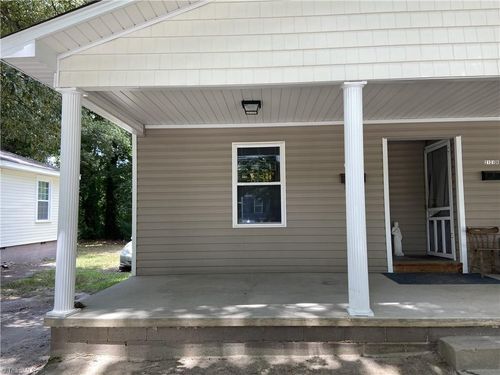 apt-a-2121 Byrd St, Greensboro, NC, 27401-6483 | Card Image