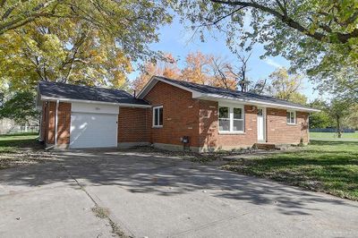 405 Pleasant Plain, House other with 2 bedrooms, 1 bathrooms and null parking in Clayton OH | Image 2