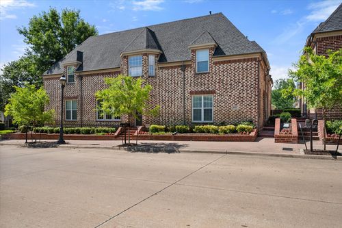 8232 Bridge St, North Richland Hills, TX, 76180-5534 | Card Image