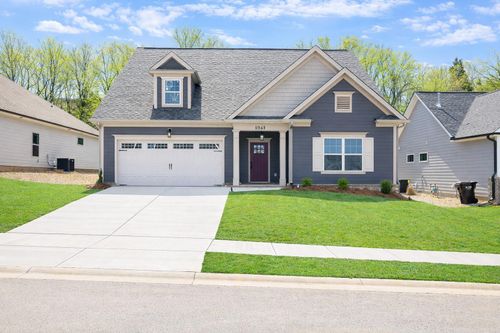 8942 Knolling Loop, Ooltewah, TN, 37363-2009 | Card Image