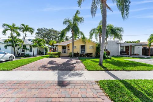 1644 Jackson Street, Hollywood, FL, 33020 | Card Image