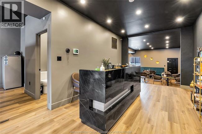4667 Wyandotte St E, Home with 0 bedrooms, 0 bathrooms and null parking in Windsor ON | Image 44