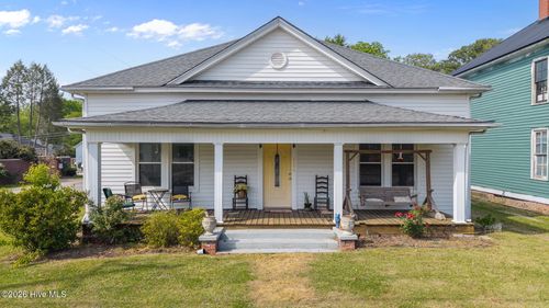 6090 Deans St, Bailey, NC, 27807-8834 | Card Image