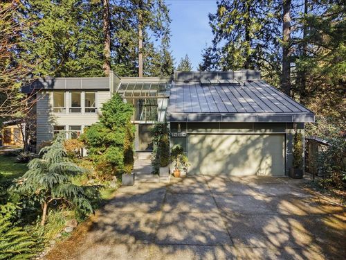1260 Seymour Blvd, North Vancouver, BC, V7J2J8 | Card Image