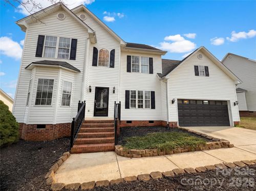 368 Holstein Dr, Dallas, NC, 28034-7803 | Card Image