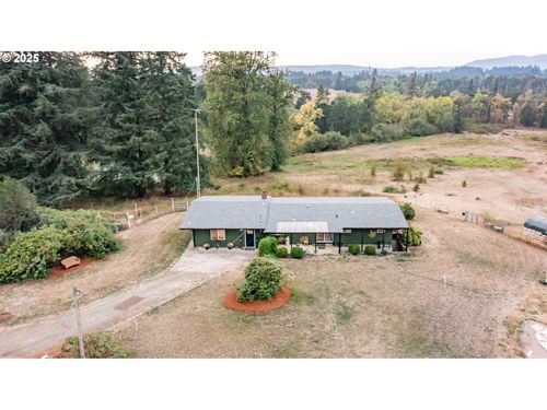 40235 Rainbow Dr, Scio, OR, 97374-9734 | Card Image