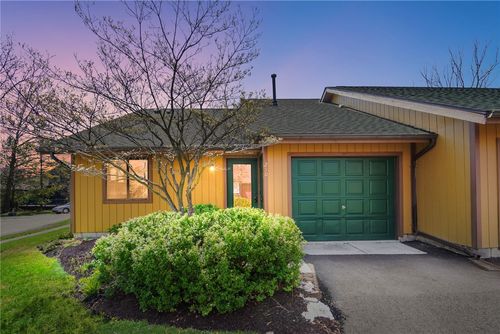 250 Park Meadows Dr, Yellow Springs, OH, 45387-1700 | Card Image
