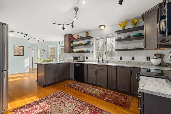 110 Sky View Dr, House other with 3 bedrooms, 3 bathrooms and null parking in Pelham NH | Image 6