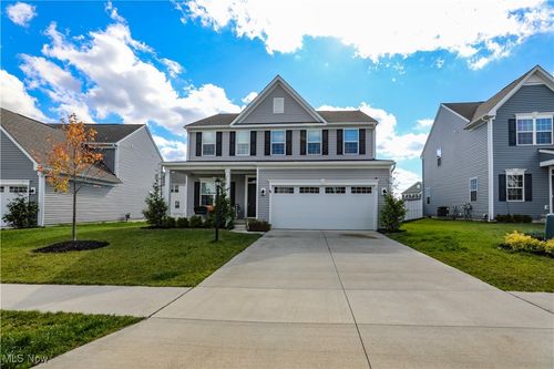 76 Wanda Ct, Kent, OH, 44240-1808 | Card Image