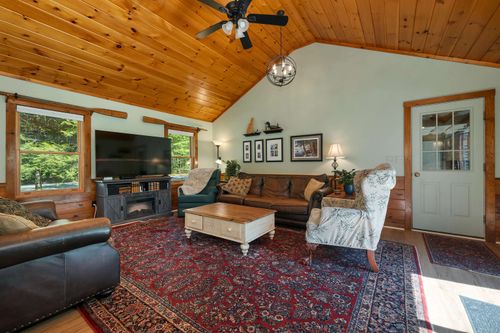 6 Percy Dr, Wolfeboro, NH, 03894-4831 | Card Image
