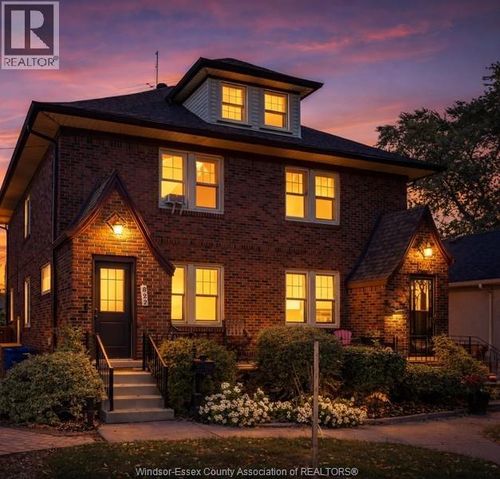 822 Fairview Blvd, Windsor, ON, N8S3E5 | Card Image