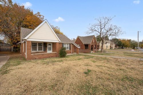 2405 Nw 21st St, Oklahoma City, OK, 73107-3221 | Card Image