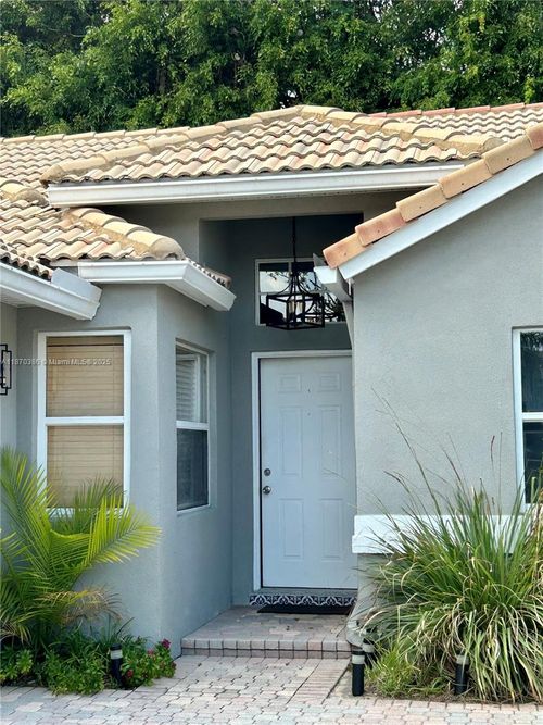 5397 Grande Palm Cir, Delray Beach, FL, 33484-1365 | Card Image