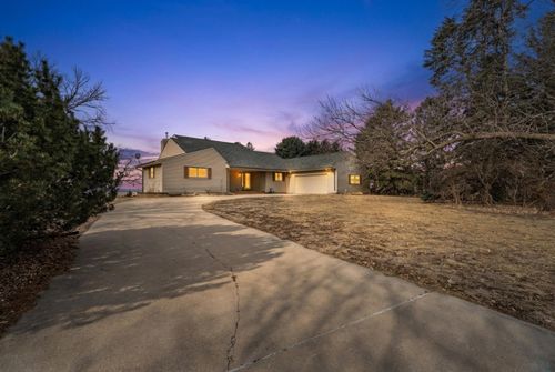 1826 Constance Dr, Vermillion, SD, 57069-1045 | Card Image