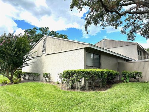8002-8002 Hibiscus Dr, TEMPLE TERRACE, FL, 33637-6568 | Card Image