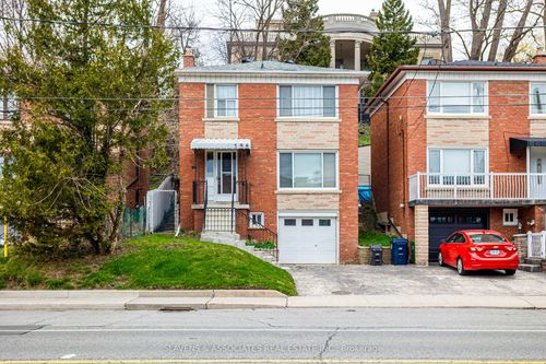 796 Davenport Rd, Toronto, ON, M6G2B3 | Card Image