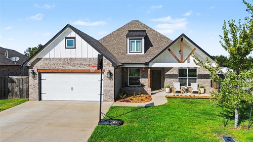 11925 N 131st Eastavenue, Collinsville, OK, 74021 | Card Image