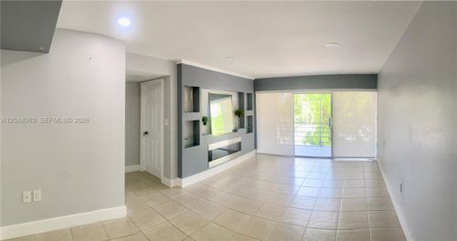 304-4255 N University Dr, Sunrise, FL, 33351-6239 | Card Image