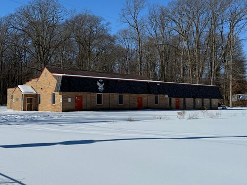 45476 Harris Rd, Sumpter Twp, MI, 48111-8911 | Card Image