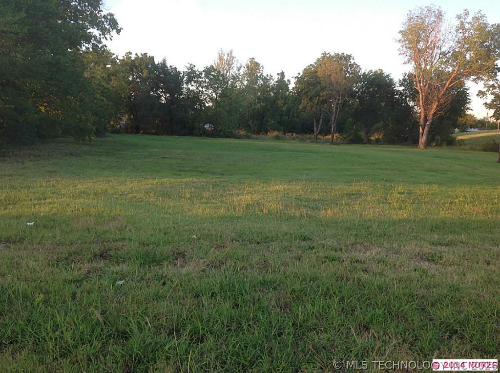 Land in Tulsa