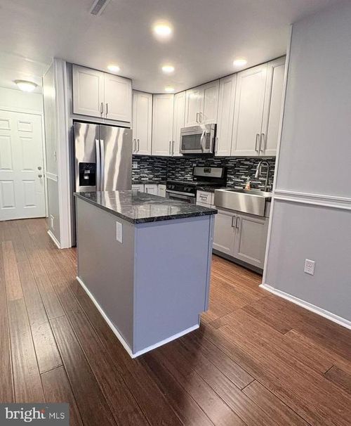 1007 Woodchip Rd, LUMBERTON, NJ, 08048-4240 | Card Image