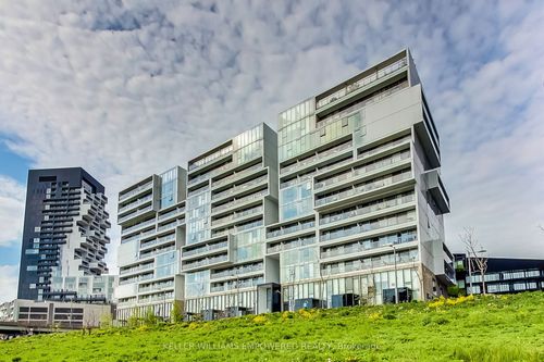 1003-32 Trolley Cres, Toronto, ON, M5A0E8 | Card Image