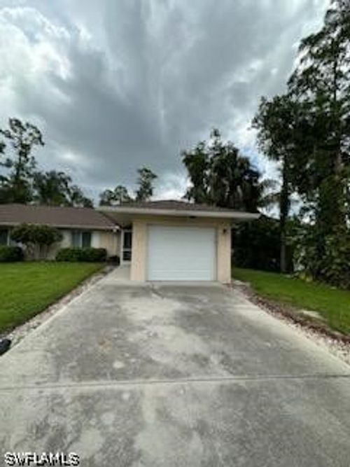 9211 Seville Rd, FORT MYERS, FL, 33967-3724 | Card Image