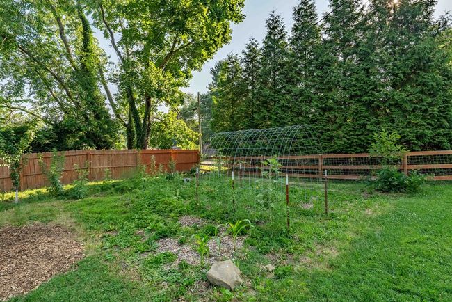 461 S Shady Ave, House other with 3 bedrooms, 3 bathrooms and null parking in Damascus VA | Image 35