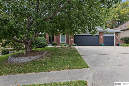 512 Deer Run Lane, Papillion, NE, 68046 | Card Image