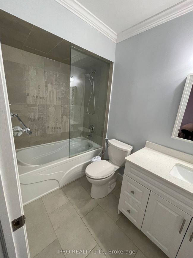 2438 King Forrest Dr, House other with 5 bedrooms, 5 bathrooms and 2 parking in Mississauga ON | Image 25