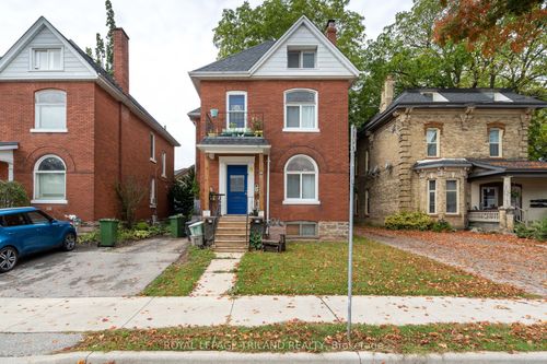 40 Queen St, Saint Thomas, ON, N5R3J2 | Card Image