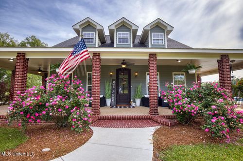 10020 Wire Road, Vancleave, MS, 39565 | Card Image