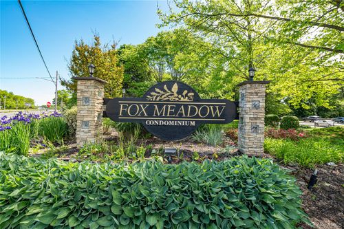 806 Sara Circle, Brookhaven, NY, 11776 | Card Image