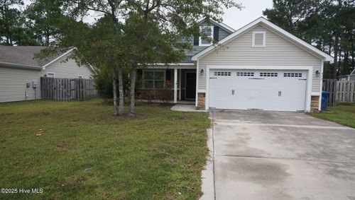 412 Ridgeway Dr, Sneads Ferry, NC, 28460-7613 | Card Image