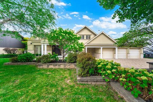 2197 Courrier Lane, Mississauga, ON, L5C1V1 | Card Image