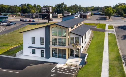 suite-2-403 3rd Ave E, Alexandria, MN, 56308-1506 | Card Image